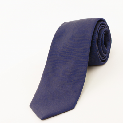 Cravate en soie bleue - made in france - le détail français