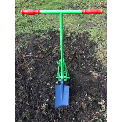 LA PERRETTE EQUIPEE AVEC UNE BËCHE TYPE AMIENS