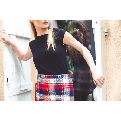 Jupe courte demi-mesure