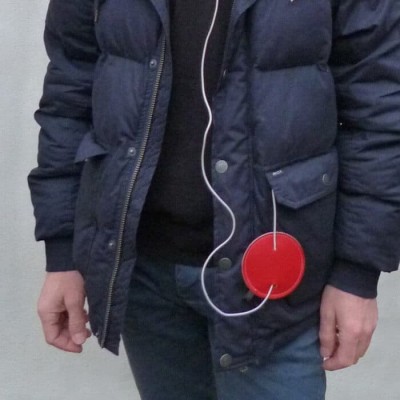 Range-écouteurs anti-noeuds couleur Rouge